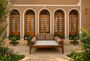 ورودی اتاق پنج دری